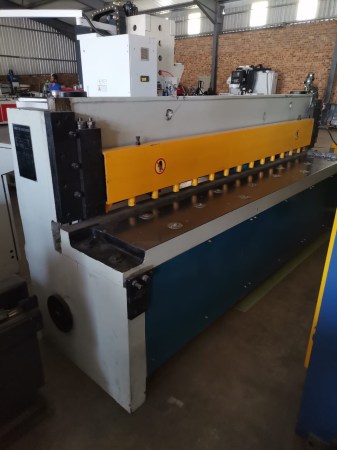 new mechanical sher 2500mm x 3.5mm R145 000 excl